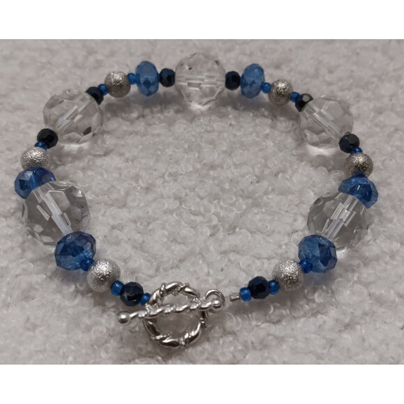 Clear Faceted Crystal & Blue AB Glass Bead Bracelet 7.25 in Silvertone Toggle - Picture 1 of 6